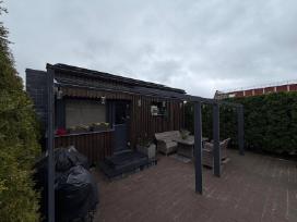 Metalinė terasa / pergola su tvirtinimo detalėmis