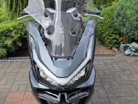 Honda pcx priekinis stiklas