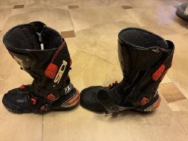 Sidi moto batai