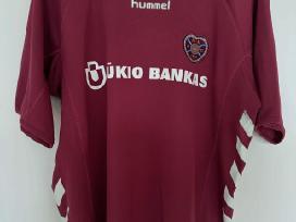 Ivairus futbolo klubu marskineliai