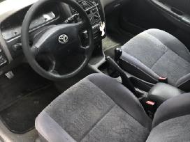 Parduodama Toyota Avensis Universal 2000m.