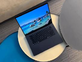 MacBook Pro 16 M5 Max, 128gb RAM, 2tb, Nano displ