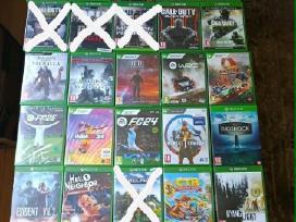 Xbox One S, X ir Series X žaidimai ir pultas