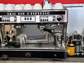 2 grupių espresso kavos aparatas tik (400 euro)