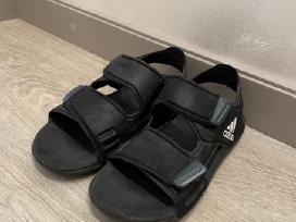Adidas basutės 33 dydžio