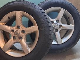 Ziemines padangos su ratkankiais.nissan X - trai