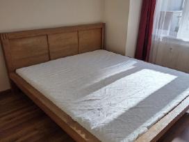 Dvigulė ąžuolinė lova 180x200 cm
