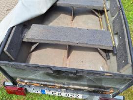 Valtis su priekaba ir tentu