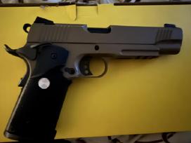 Airsoft pistoletas