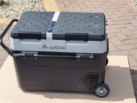 Naujas automobilinis šaldytuvas dirba ir nuo 12v