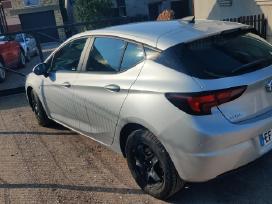 Parduodu duris Astra k 2017 m