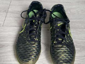 Futbolo bateliai Nike