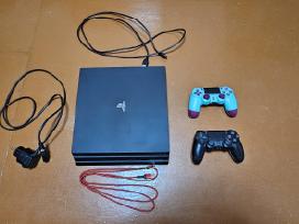 Playstation 4 Pro 1tb + 2 pulteliai