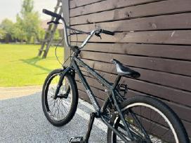 Definitive strike 20 BMX
