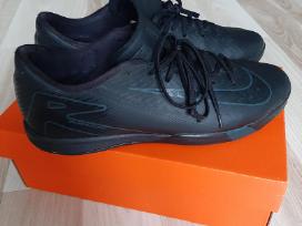 Nike futbolo bateliai juodi, 40.5 dydis