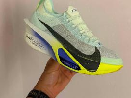 Parduodu visiškai naujus Nike Alphafly 3