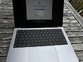 MacBook Pro 14