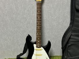 Mažai Naudotas Elektrinės Gitaros Komplektas