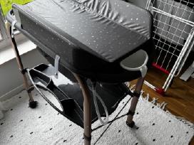 Vystymo stalas su kūdikio vonele (Bagnetto Cambio)