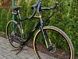 Parduodamas Gravel Raymon Ray 5.0