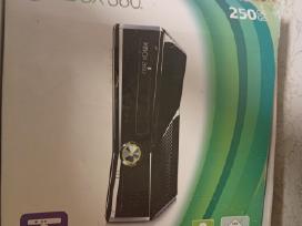Xbox 360, su televizoriu + žaidimai