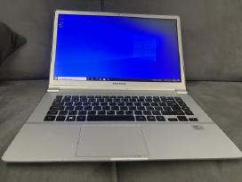 Samsung ultrabook Np900x4d i5-3337 8gb RAM 128 SSD