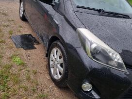 Toyota yaris.
