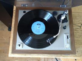 Plokštelių grotuvas Sony ps-1350