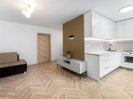 Parduodamas erdvus ir šviesus 2 kambarių butas