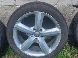 Audi Q7 ratai