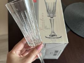 Krištolinės šampano taurės