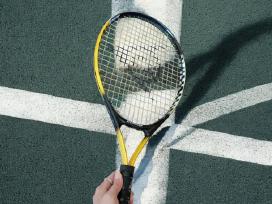 Dunlop ir head raketės
