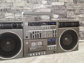 Sanyo C4r