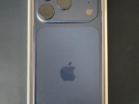 iPhone 17 pro Deep Blue 256gb