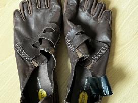 Vibram Cvt- Leather