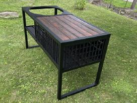 Kamado stalas