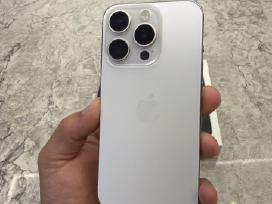 iPhone 15 pro, 256gb 100% baterija