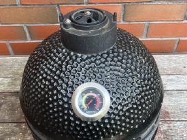 Kamado Bono minimo su stalu ir priedais