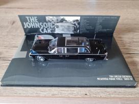 1:43 Lincoln Continental Minichamps