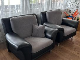 Svetainės baldų komplektas (sofa, foteliai, pufas)