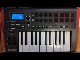Midi controller Novation