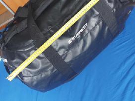 Kelionine tase- kuprine Everest