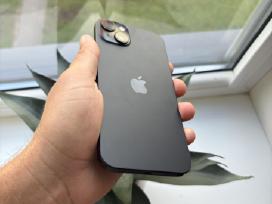 iPhone 15 plus 128gb 88% baterija.