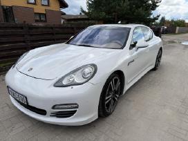 Parduodamas Porsche Panamera