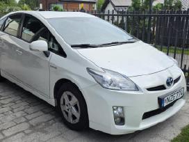 Auto nuoma Prius 3 – 110 € per savaitę!