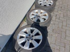R17 Audi ratlankiai su padangomis