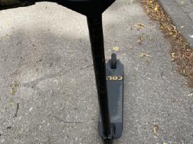Triukinis paspirtukas Blunt Envy Colt S4