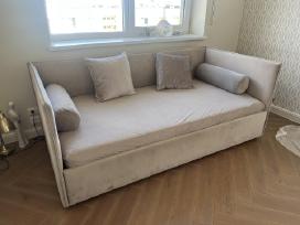 Parduodama Lonas viengulė lova–sofa su čiužiniu