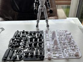Parduodamas surenkamas konstruktorius iš 3D