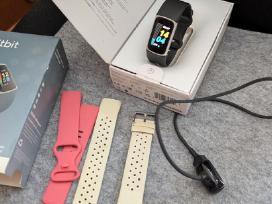 Fitbit Charge 5 puikios būklės smart laikrodis